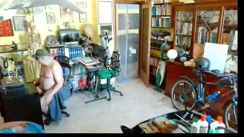 Snapshot of nakednudist72 chatting on May 20, 2026, 12:22 pm Naked Naturist online show from May 20, 2026, 12:22 pm