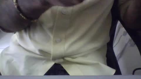 NakedPie online show from December 6, 2024, 12:27 pm