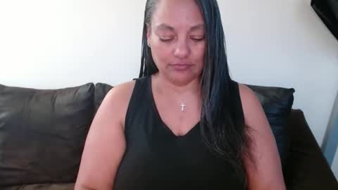 Snapshot of nala_thickk chatting on March 2, 2026, 9:43 pm Nala Thickk online show from March 2, 2026, 9:43 pm