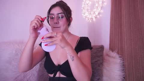 Nalia Adams online show from October 20, 2025, 2:17 pm