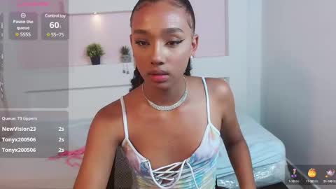 Namoi Smith online show from December 21, 2024, 10:39 am