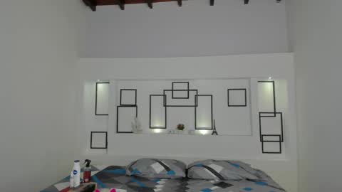 Namoi Smith online show from February 14, 2025, 4:47 am