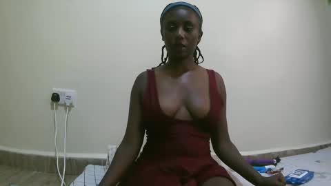 Snapshot of nana2095 chatting on October 7, 2025, 12:02 pm nana2095 online show from October 7, 2025, 12:02 pm