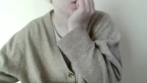 Nana online show from April 13, 2026, 5:35 am