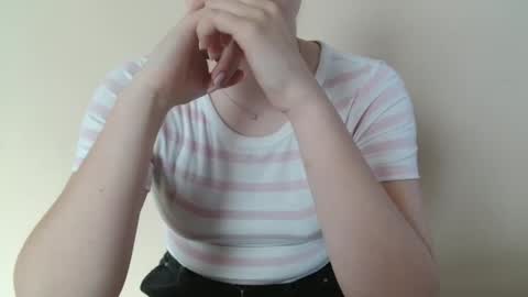 Snapshot of nana_new chatting on April 21, 2026, 6:09 am Nana online show from April 21, 2026, 6:09 am