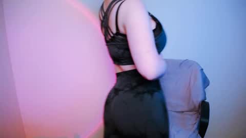 Snapshot of nanafey chatting on February 24, 2025, 2:26 pm your candy online show from February 24, 2025, 2:26 pm