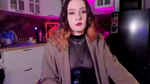 Nana online show from April 3, 2026, 9:57 pm