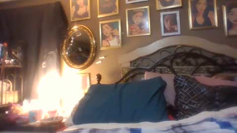 jasminej online show from May 30, 2026, 5:48 am
