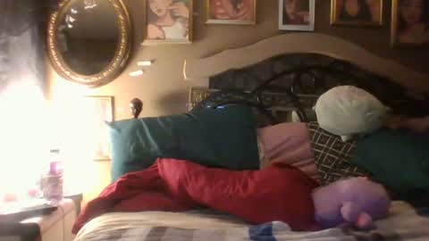 jasminej online show from June 3, 2026, 7:44 am