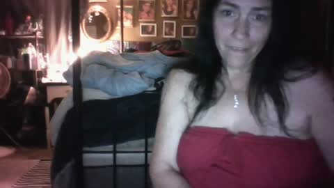 jasminej online show from June 17, 2026, 4:59 am