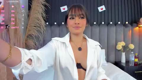 Snapshot of nanda_vixen_ chatting on February 15, 2026, 9:00 pm Nanda online show from February 15, 2026, 9:00 pm