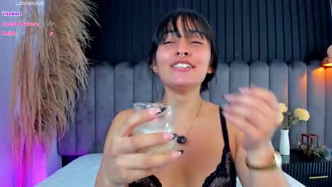 Snapshot of nanda_vixen_ chatting on February 20, 2026, 8:42 pm Nanda online show from February 20, 2026, 8:42 pm