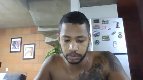 nano1206 online show from November 28, 2025, 2:31 pm