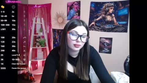 Naomy online show from December 19, 2024, 3:08 pm