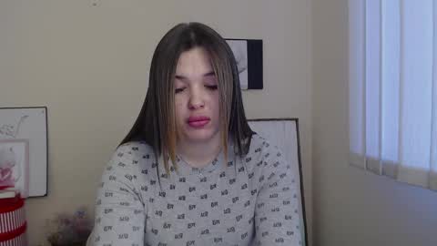 Naomy online show from January 24, 2025, 1:36 pm