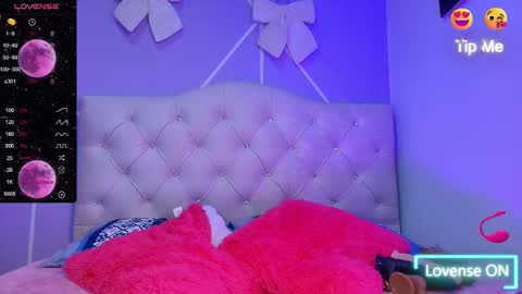 Snapshot of naomi_delux_hm chatting on February 10, 2026, 1:21 am NAOMI online show from February 10, 2026, 1:21 am