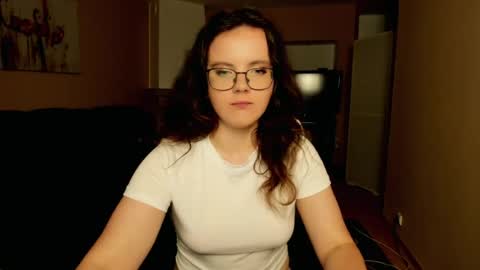 Snapshot of naomi_di chatting on June 30, 2026, 7:26 pm naomi_di online show from June 30, 2026, 7:26 pm