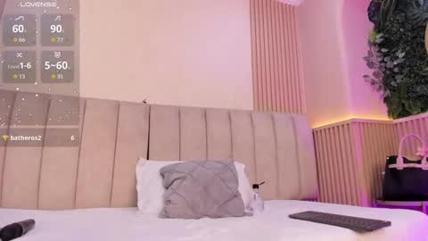 Snapshot of naomi_hill1 chatting on March 25, 2026, 2:01 pm Naomi online show from March 25, 2026, 2:01 pm