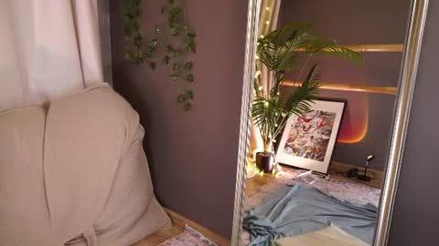 naomi_hotterr online show from July 12, 2026, 5:48 pm