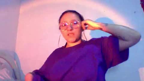 Snapshot of naomi_moon3 chatting on January 14, 2025, 12:33 am Naomi online show from January 14, 2025, 12:33 am