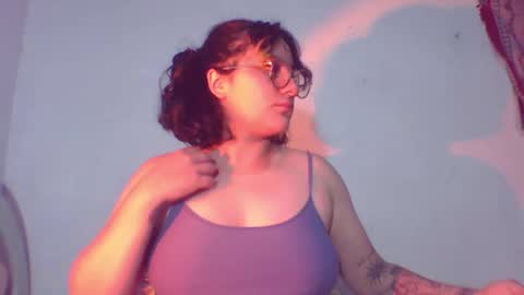 Snapshot of naomi_moon3 chatting on January 23, 2025, 3:16 am Naomi online show from January 23, 2025, 3:16 am