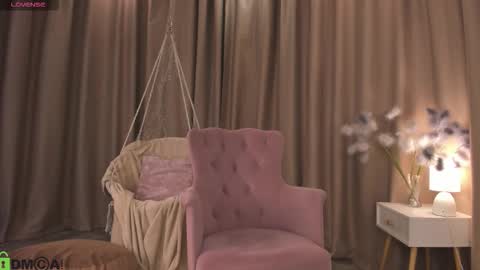 Snapshot of naomi_rias chatting on October 2, 2025, 12:17 am Naomi online show from October 2, 2025, 12:17 am