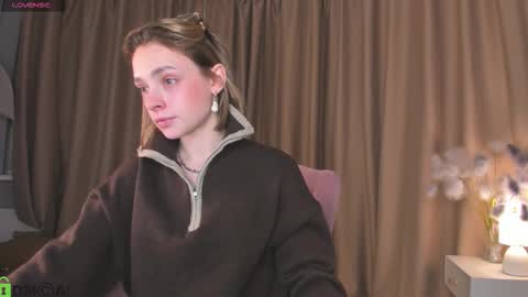 Snapshot of naomi_rias chatting on October 12, 2025, 11:48 pm Naomi online show from October 12, 2025, 11:48 pm