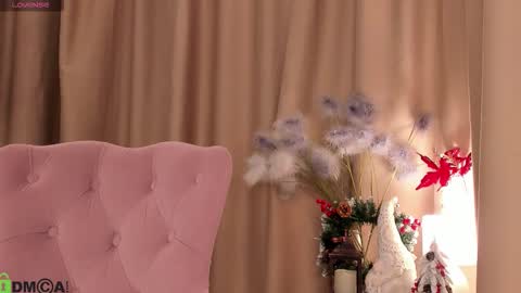 Snapshot of naomi_rias chatting on November 25, 2025, 1:38 am Naomi online show from November 25, 2025, 1:38 am