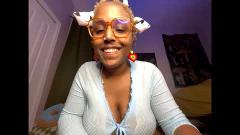 Naomigiirl6 online show from January 6, 2025, 12:13 pm