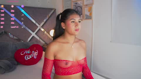 Naomi-Gray  online show from April 8, 2026, 5:46 pm