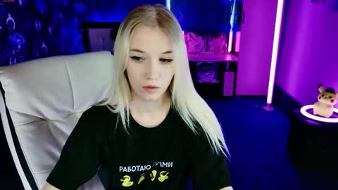 naomihita online show from March 2, 2026, 10:33 am