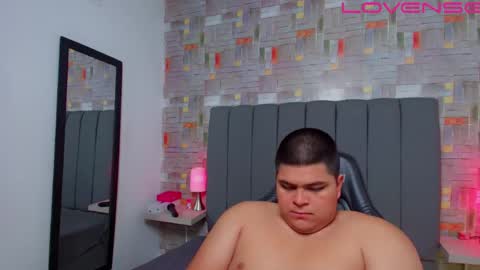 Snapshot of naomii_campbelll chatting on May 3, 2026, 1:39 pm Naomi Campbel online show from May 3, 2026, 1:39 pm