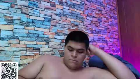 Snapshot of naomii_campbelll chatting on May 17, 2026, 8:27 pm Naomi Campbel online show from May 17, 2026, 8:27 pm