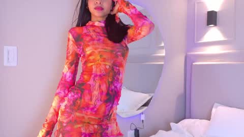 Snapshot of naomiklarc chatting on January 28, 2025, 6:49 am Naomi Klarc online show from January 28, 2025, 6:49 am