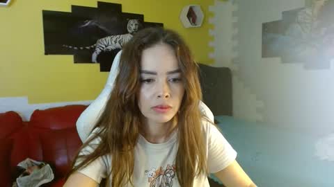 Naomis online show from May 21, 2026, 1:51 pm