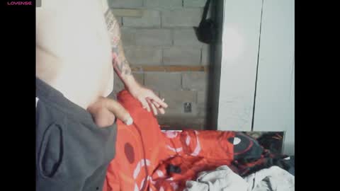 Snapshot of naomisimon chatting on December 25, 2024, 6:41 am bellas2012 online show from December 25, 2024, 6:41 am