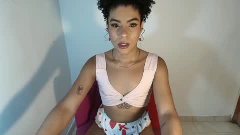 naomiwildburn online show from September 16, 2025, 1:56 pm