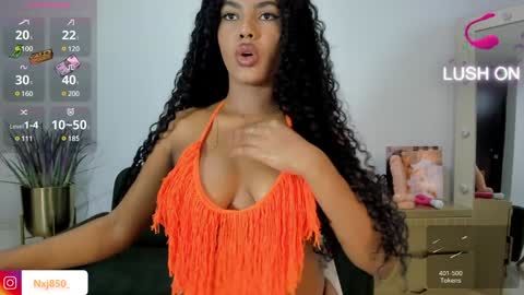 Snapshot of naomixjones1 chatting on February 5, 2025, 8:46 pm Naomi     online show from February 5, 2025, 8:46 pm