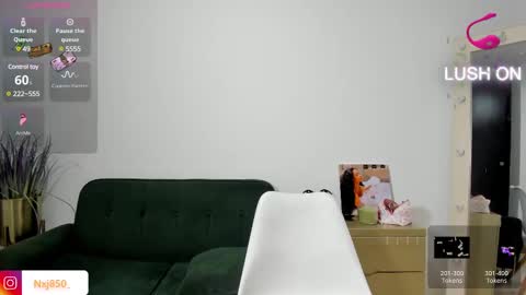 Snapshot of naomixjones1 chatting on March 12, 2025, 12:53 am Naomi     online show from March 12, 2025, 12:53 am