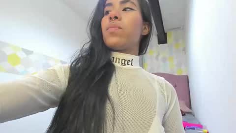 Snapshot of naomy__smith__ chatting on March 3, 2025, 4:14 pm N A O M Y online show from March 3, 2025, 4:14 pm