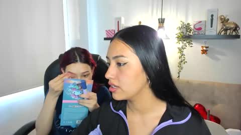 Snapshot of naomy_hot04 chatting on June 1, 2026, 2:52 pm naomy online show from June 1, 2026, 2:52 pm