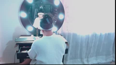 Naomy online show from March 19, 2026, 11:47 am