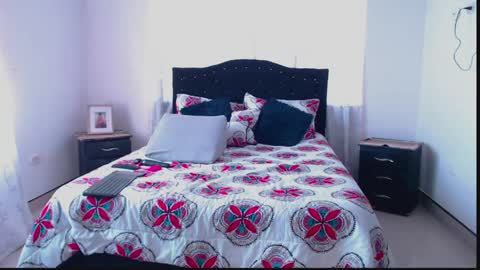 Naomy online show from April 1, 2026, 12:39 pm