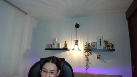 Naomy Stanley online show from May 27, 2026, 1:57 am