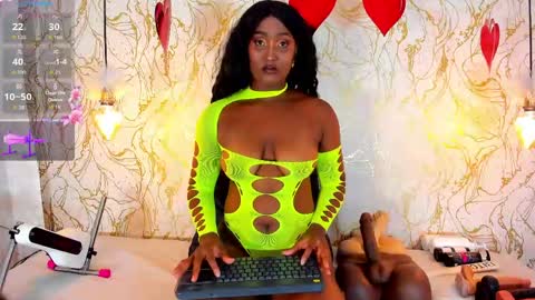 Naomy online show from May 20, 2026, 8:59 pm