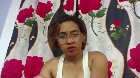 Snapshot of narindra884634 chatting on April 20, 2026, 5:32 am narindra884634 online show from April 20, 2026, 5:32 am
