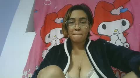 Snapshot of narindra884634 chatting on May 27, 2026, 4:09 am narindra884634 online show from May 27, 2026, 4:09 am