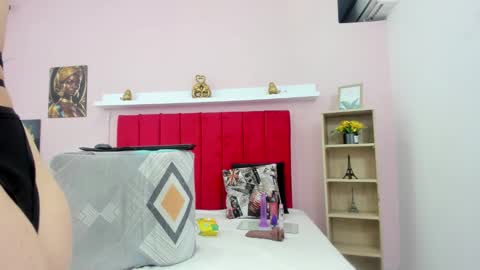 Snapshot of nashira_robert chatting on November 29, 2025, 10:35 pm Debora online show from November 29, 2025, 10:35 pm