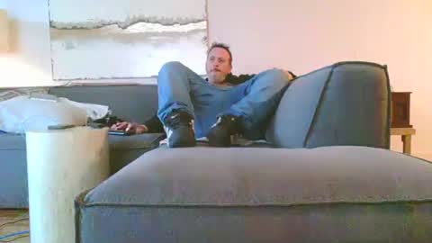 nassobout online show from May 3, 2026, 11:33 pm
