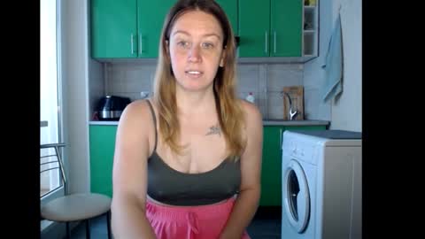 nastasiiaaforyou online show from October 17, 2025, 6:05 am